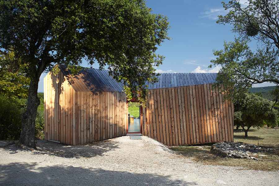 h2o architectes: La Cabotte wine-hub