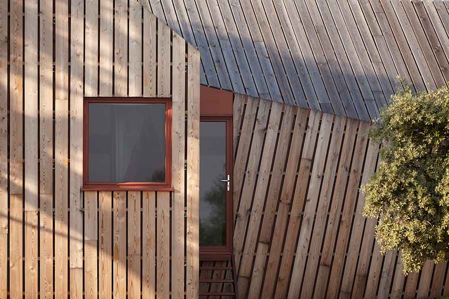 h2o architectes: La Cabotte wine-hub