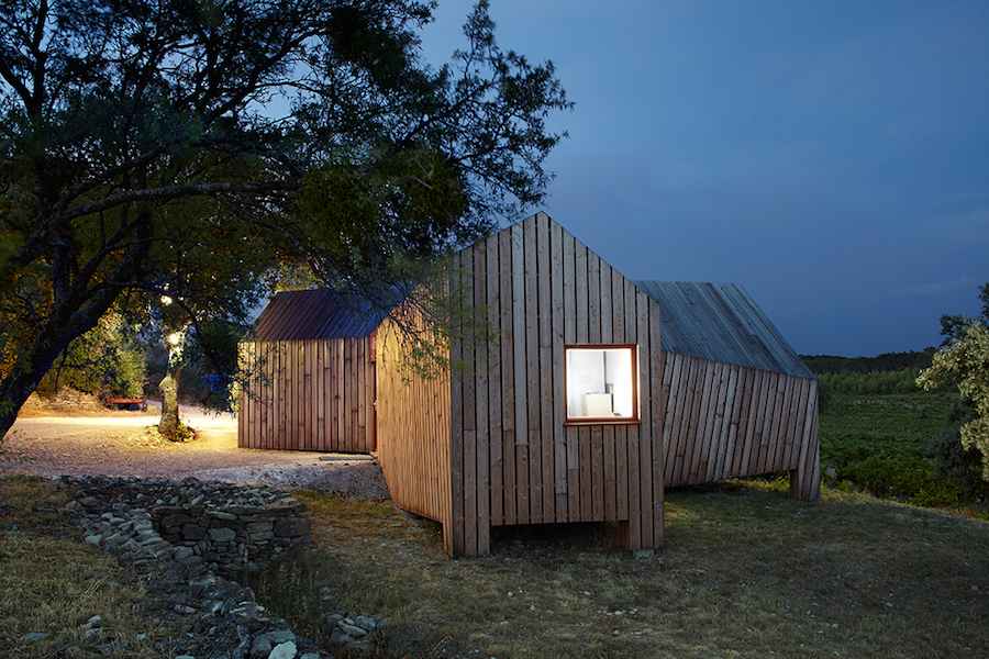 h2o architectes: La Cabotte wine-hub