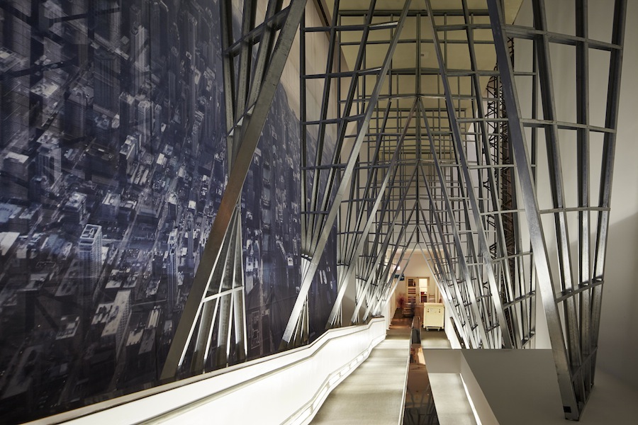 Passage installation by SO-IL. - Photo Tom Harris, © Hedrich Blessing.