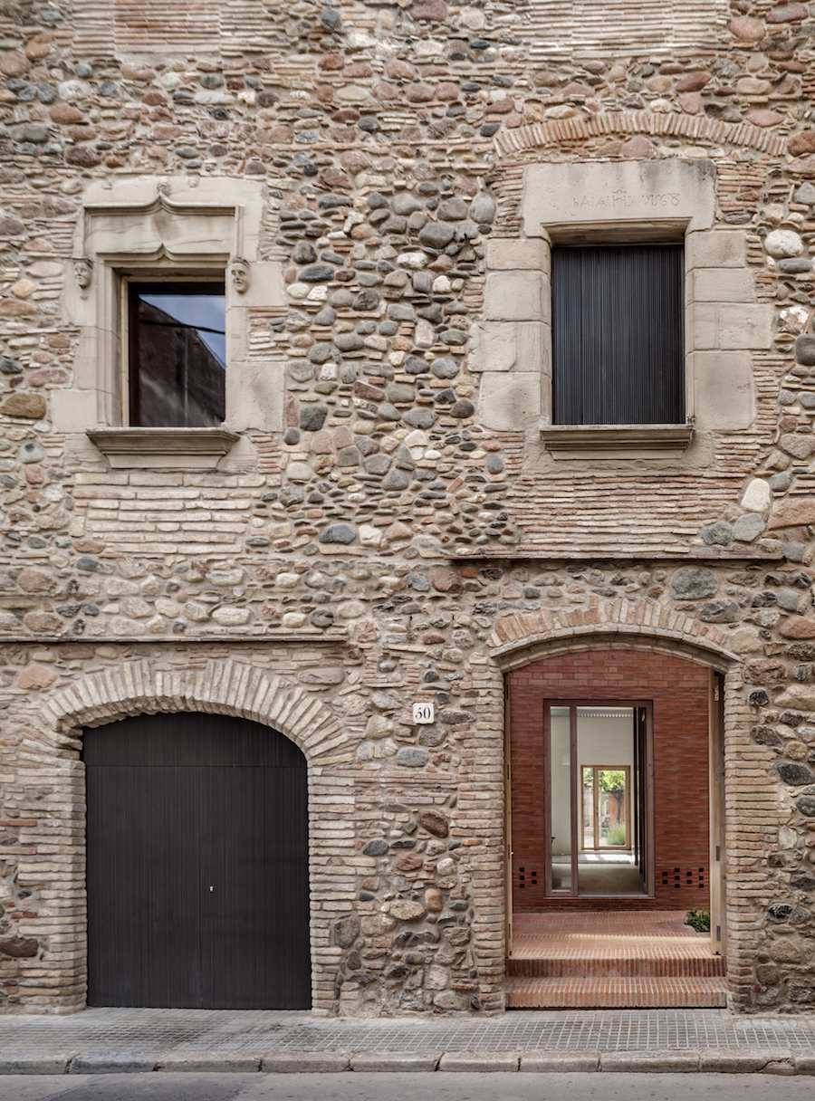 Casa 1014 by H Arquitectes - ©Adrià Goula.