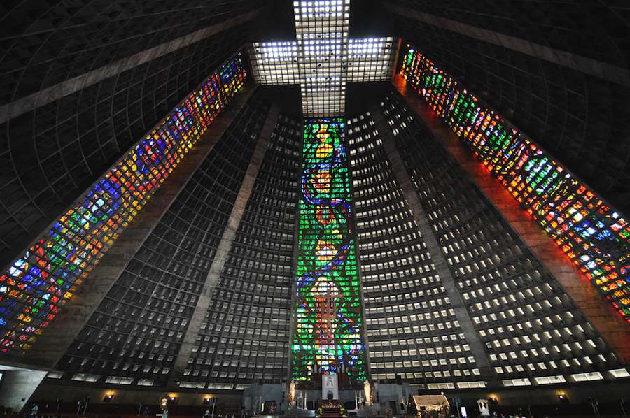 Catedral Metropolitana de São Sebastião by Edgar Fonceca - Photo by Alejandro Cortés Flickr CC 2.