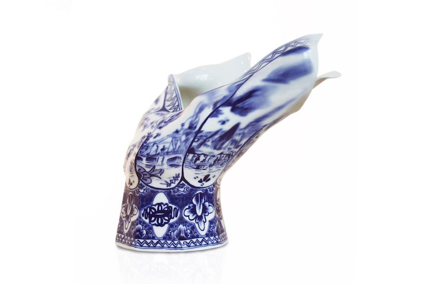 Blow Away vase - Photo by Front.