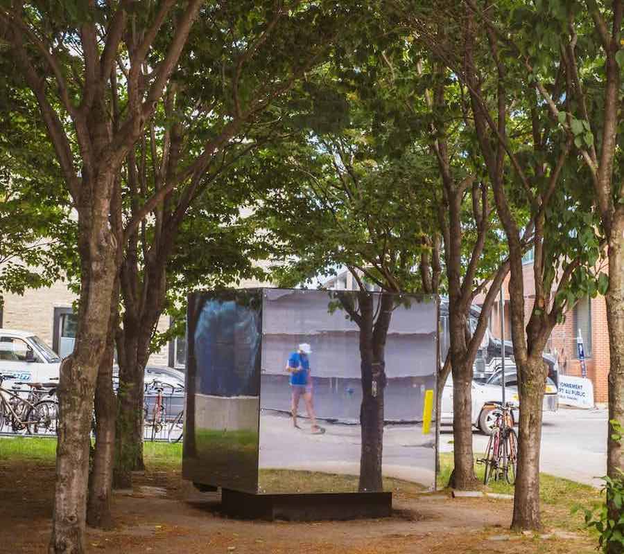 SPACE CUBE designed by Marie-Eve Martel - photo by Stéphane Bourgeois, courtesy of EXMURO.