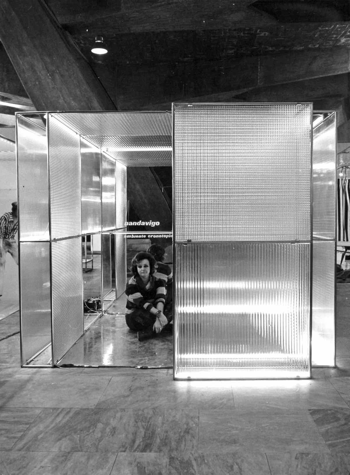 Ambiente Cronotopico, Eurodomus, Torino, 1968 - Photo by Ugo Mulas, courtesy of Archivio Nanda Vigo.