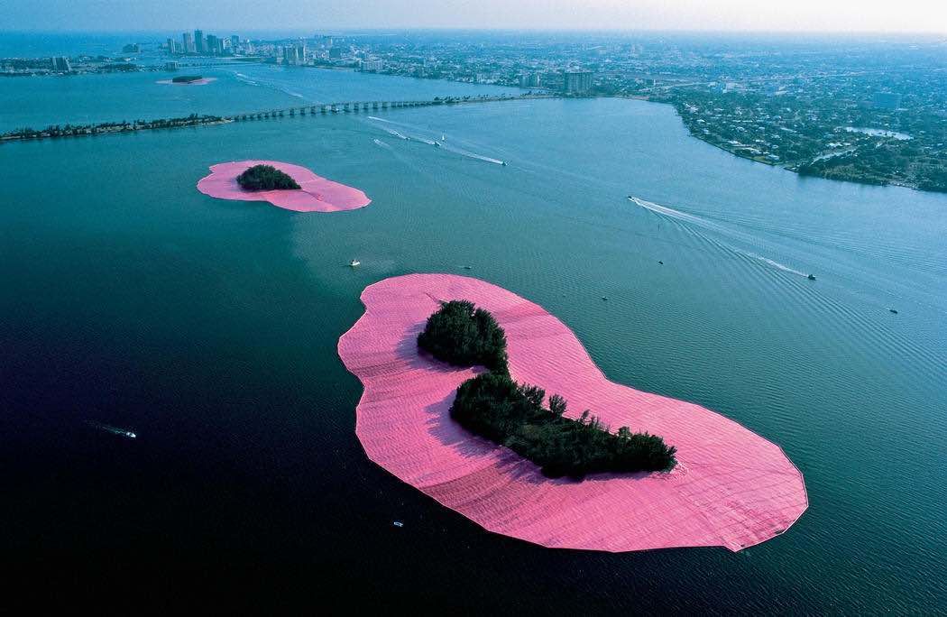 Surrounded Islande, Biscayne Bay 1983 - Photo by Wolfgang Volz ©Christo and Jean-Claude