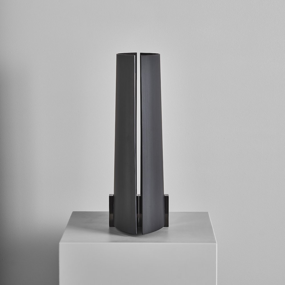 A FLAME FOR RESEARCH - Focus candleholder by Panter & Tourron - Photo by Matteo Imbriani.