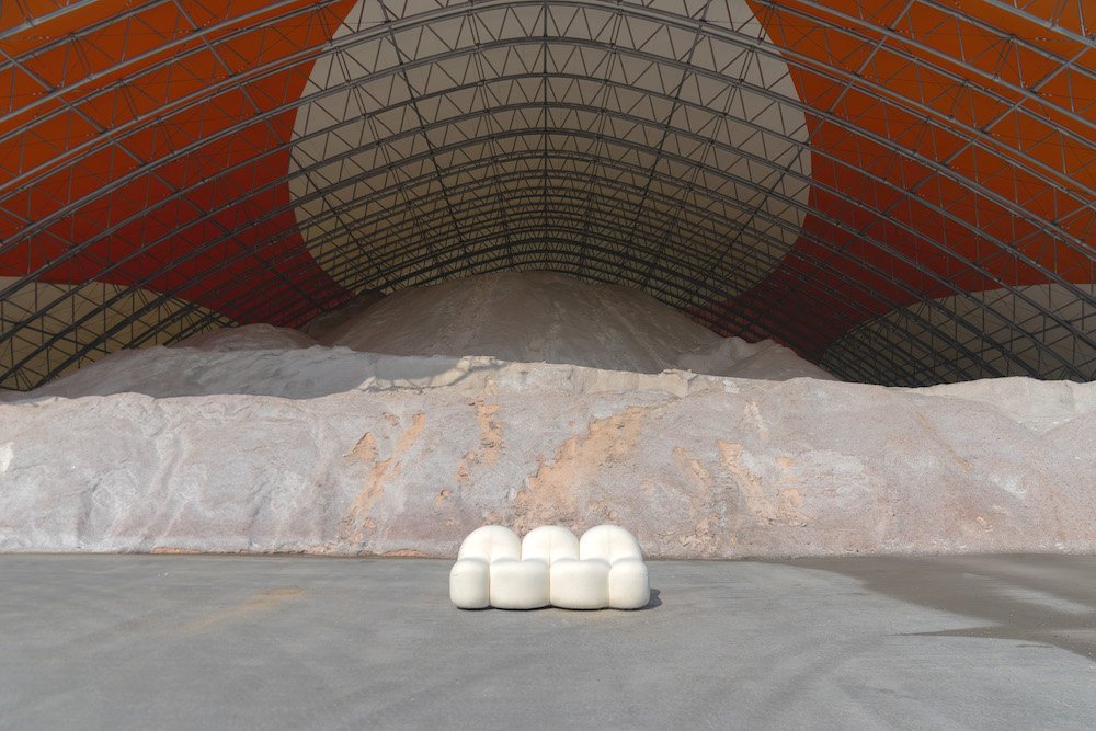 Glove Couch by Thehighkey - Courtesy of Thehighkey.