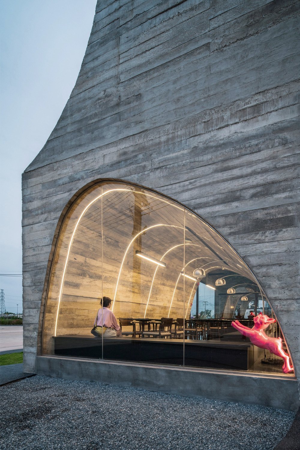 French Kitsch III café by TOUCH Architect - Photo by Metipat Prommomate.