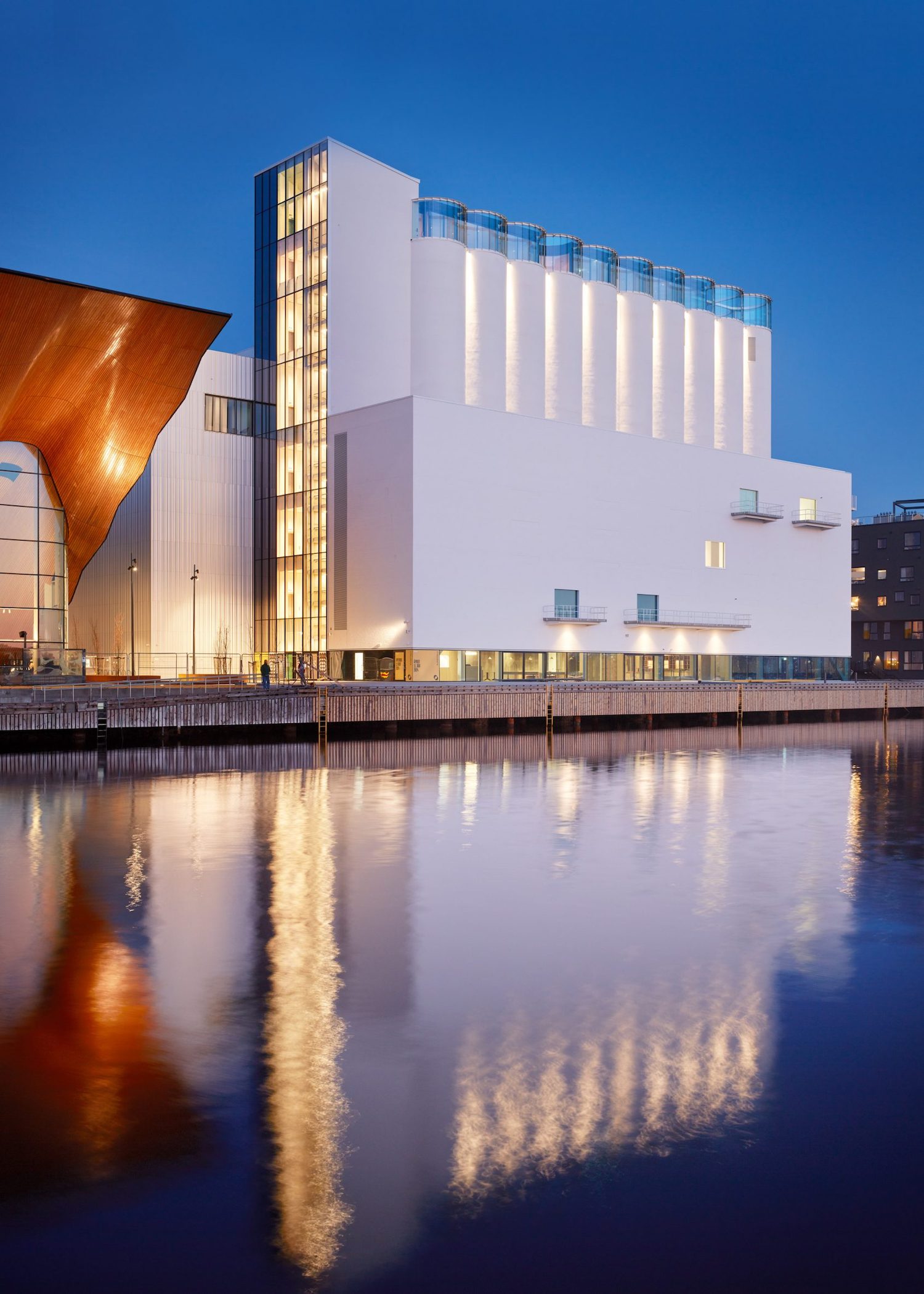 Kunstsilo by Mestres Wåge Arquitectes, BAX and Mendoza Partida in Kristiansand, Norway - Photo by ©Alan Williams Photography, courtesy of the architects.