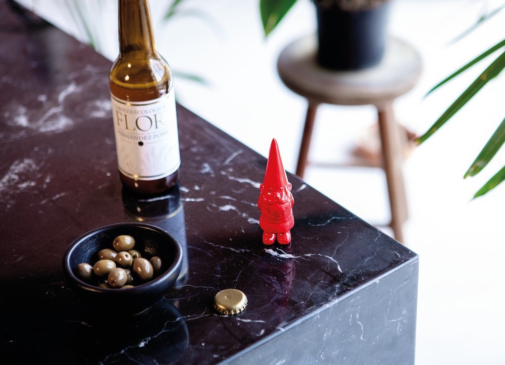 Doiy bottle-opener - Photo by MoroniGomma.