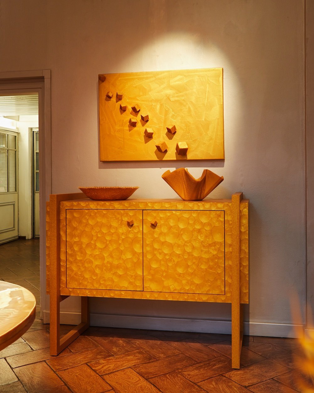 'Tavolo di P.' exhibition by Alessandro Ciffo at Rossana Orlandi Gallery - Photo by Silvia Sirpresi, courtesy of RO Gallery.