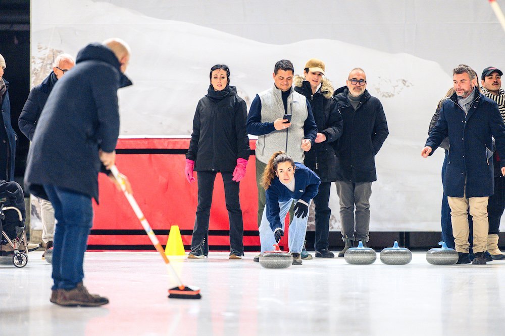 Curling competitions at Courmayeur Design Week End 2025 - Photo by Giacomo Buzio.