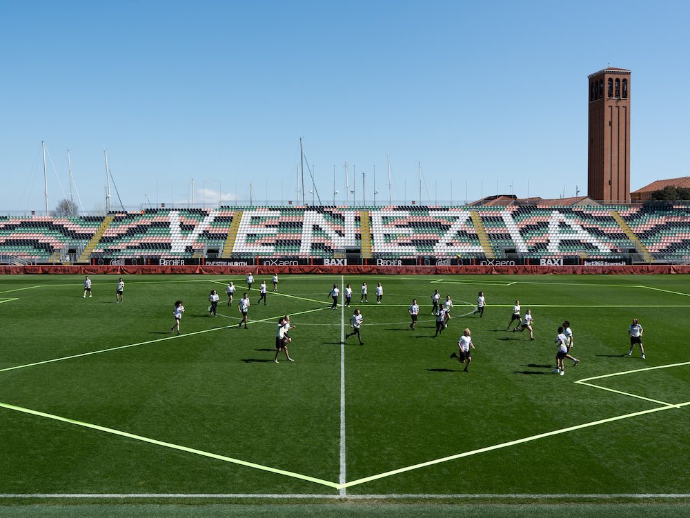 Gabriel Fontana's Anonymous Allyship at the Pier Luigi Penzo stadium in Venice - Photo by Giacomo Bianco.