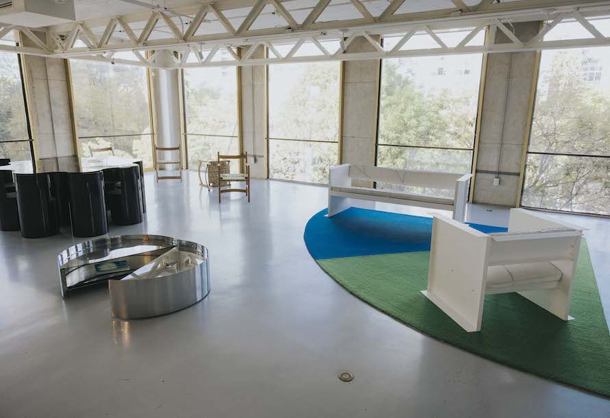 ‘Azul y Verde’ by Lanza Atelier