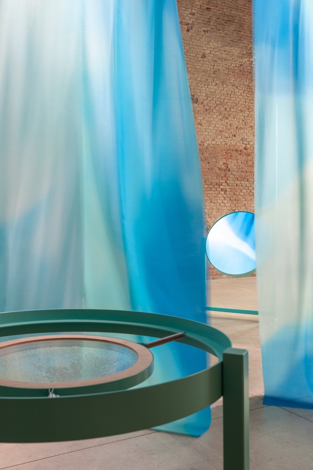 ALMA WATER installation by Sara Ricciardi - Photo by 5Vie.