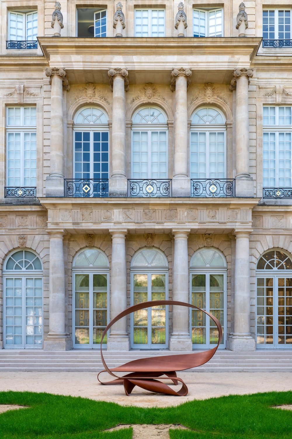 PIerre Renart x Maison Parisienne - Photo by Benedicte Drummond, © Maison Parisienne Galerie.
