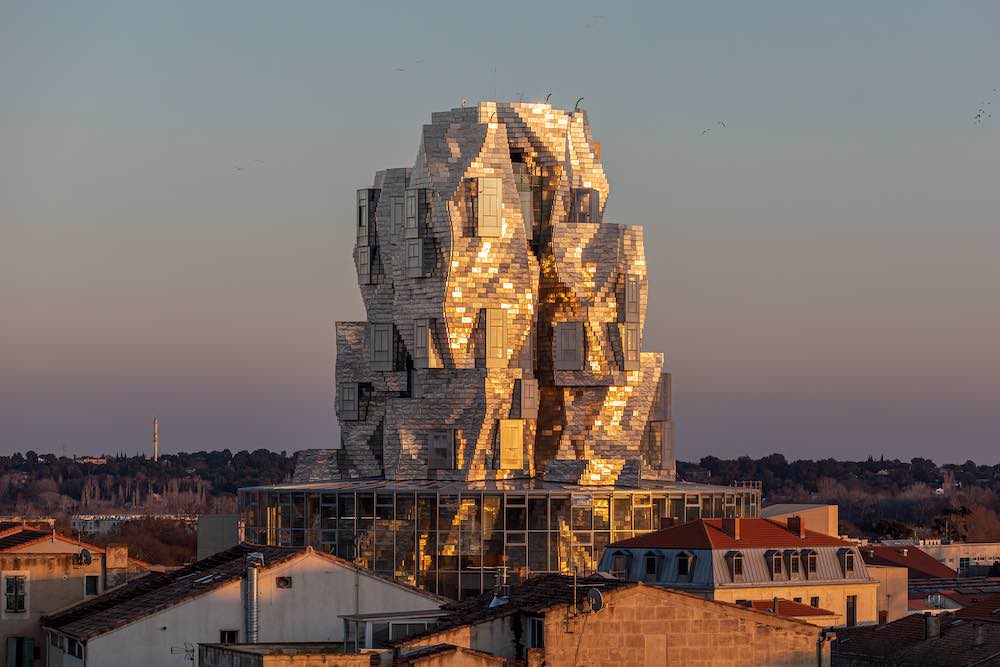 Luma Arles tower by Frank Gehry - Photo by ©Adrian Deweerdt.