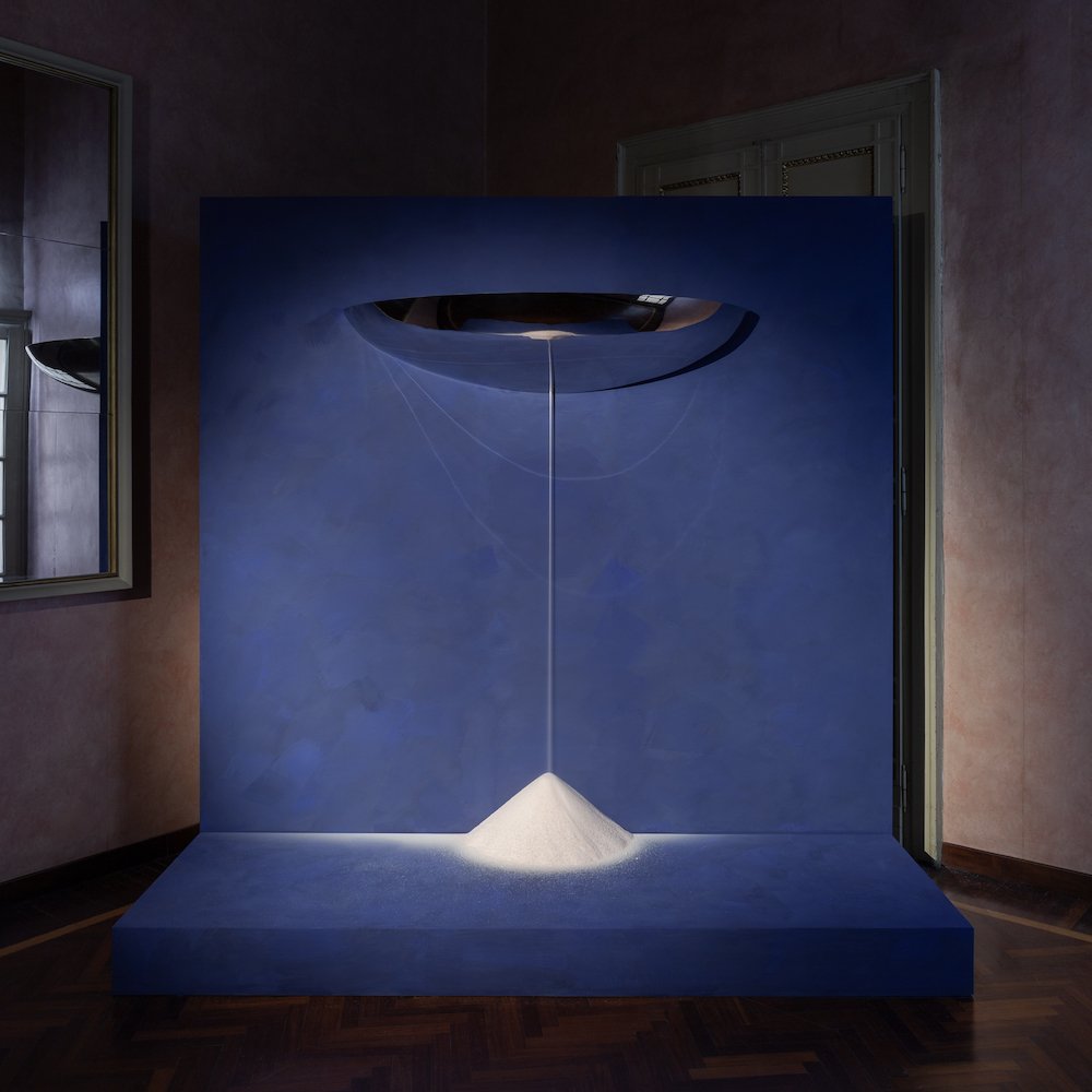 Omi Iyọ installation by Nifemi Marcus-Bello @ 5VIE Design Week - Photo by Amir Farzad.