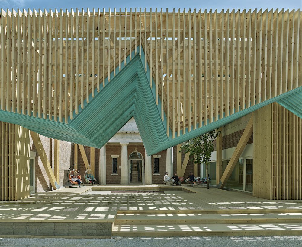 'Porch - An Architecture of Generosity.' US Pavilion at the 2025 Venice Architecture Biennale - Photo by ©Tim Hursley.