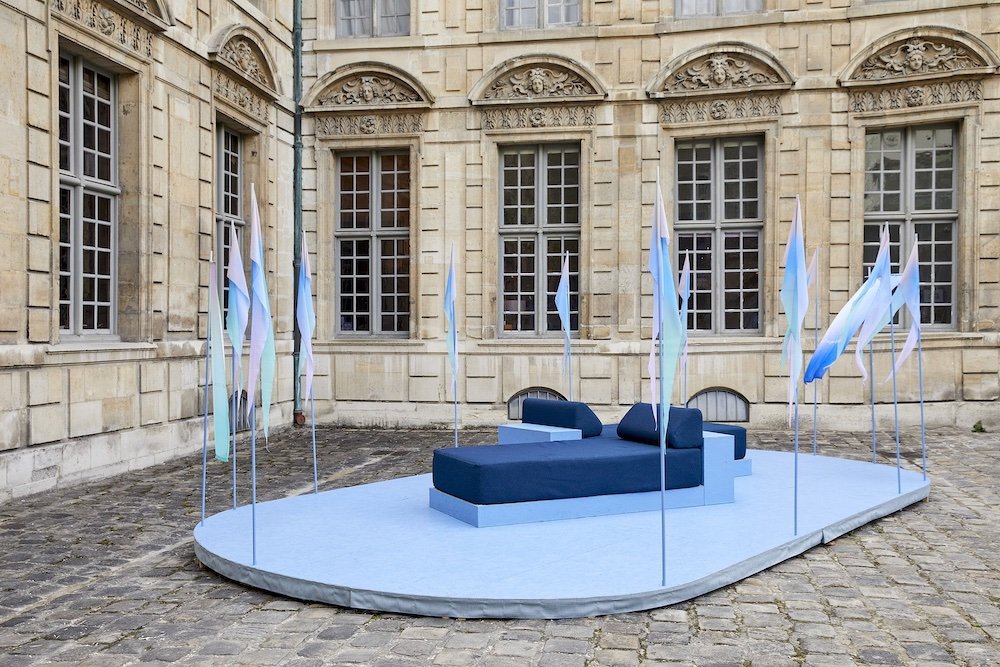 FOLIE installation by Lucas Huillet and Alexandre Helwani at Hôtel de Sully, PDW 2025 - Photo courtesy of Paris Design Week.