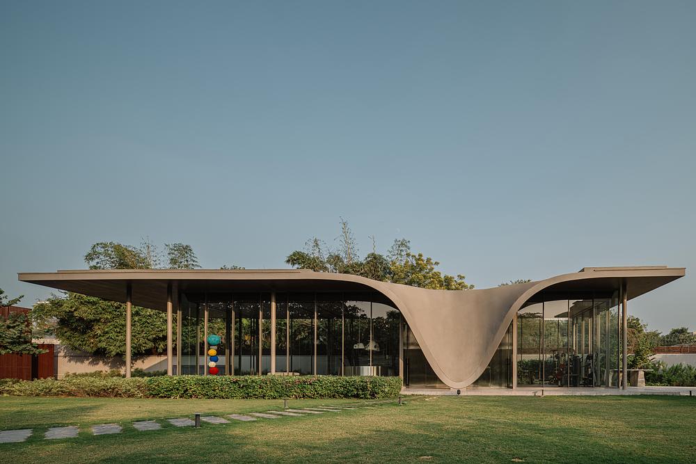 The Dip Pavilion by andblack design studio in Ahmedabad, India - Photo by Ishita Shiwala.